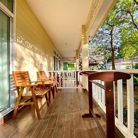 Ruen Maihom Riverside Cottage Канчанабури Экстерьер фото