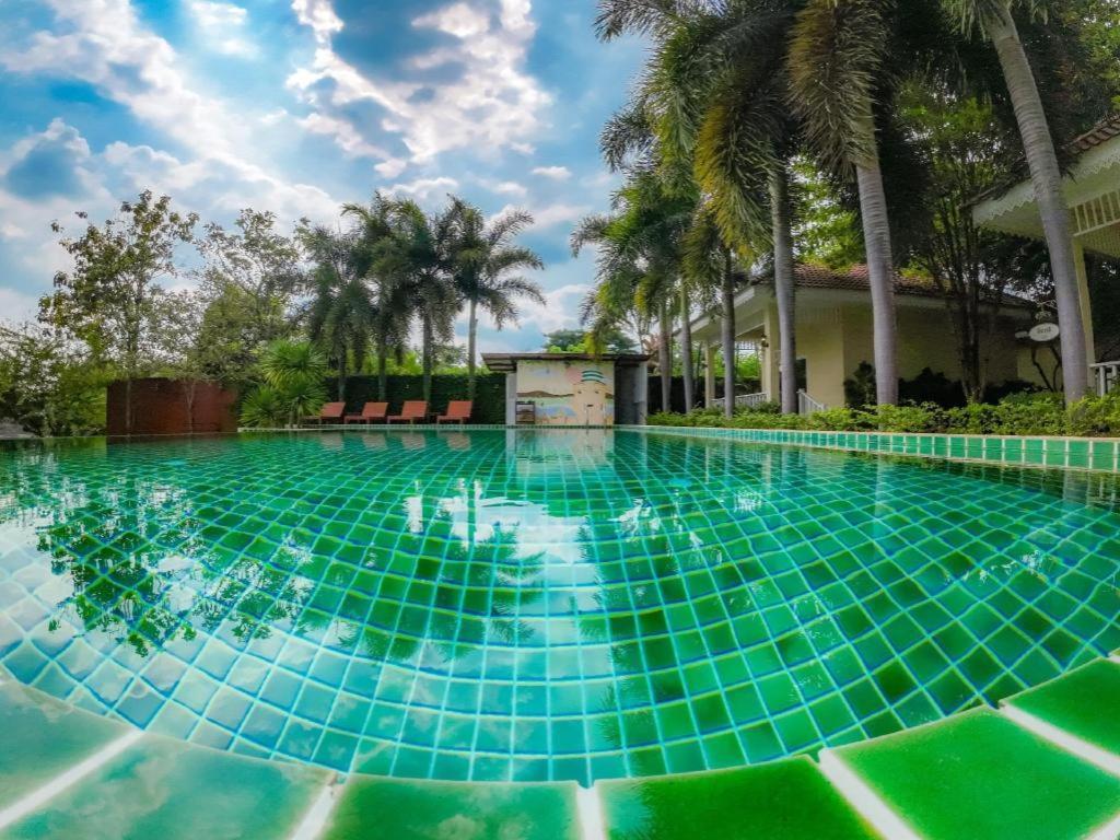 Ruen Maihom Riverside Cottage Канчанабури Экстерьер фото