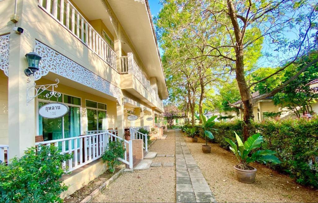 Ruen Maihom Riverside Cottage Канчанабури Экстерьер фото