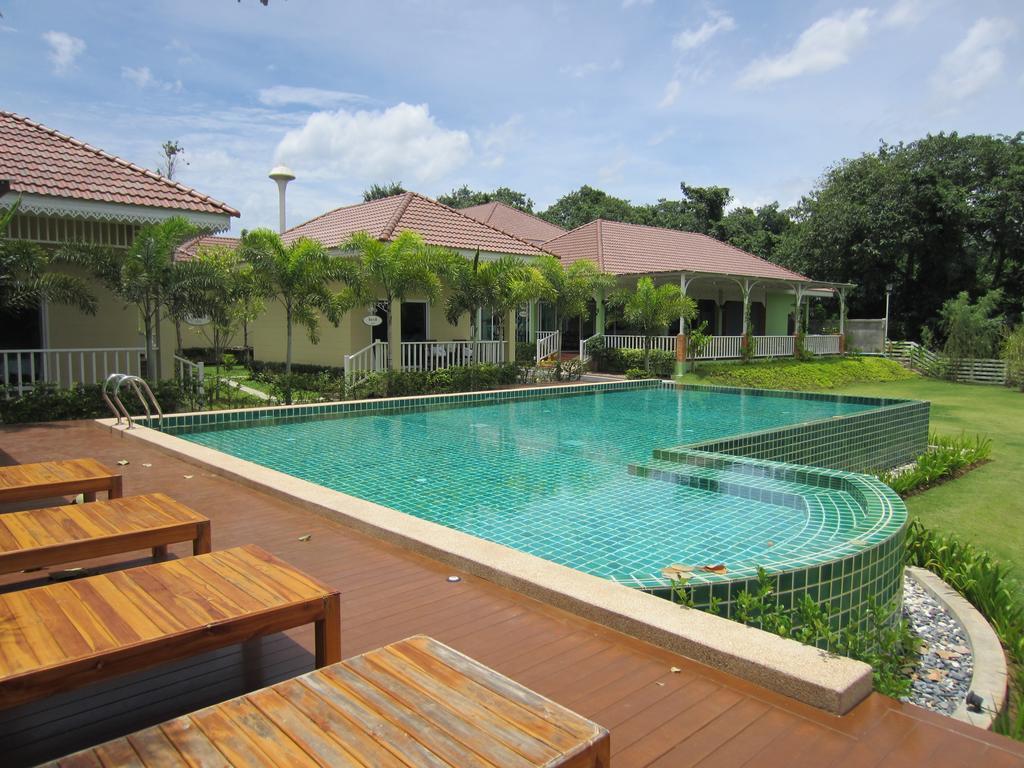 Ruen Maihom Riverside Cottage Канчанабури Экстерьер фото